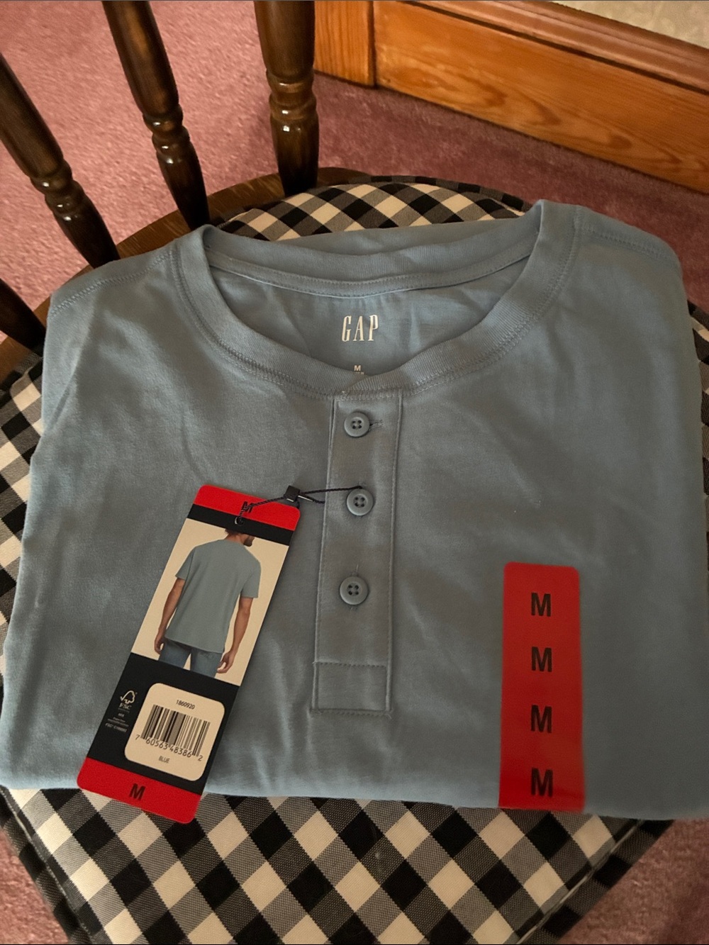 GAP Men’s Dusty Blue Short Sleeve Henley